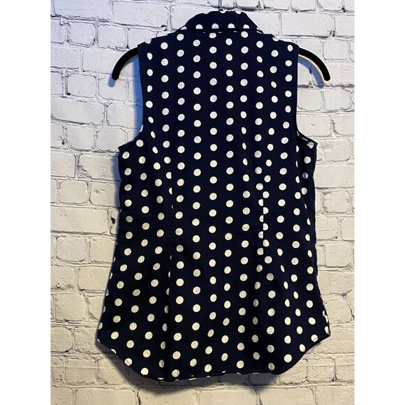 CHAPS Women's No Iron Sleeveless Button Front Blouse Navy Blue and White Size M - Picture 2 of 7